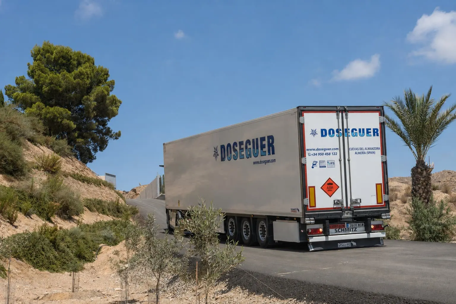 Doseguer vehicle with ADR signage