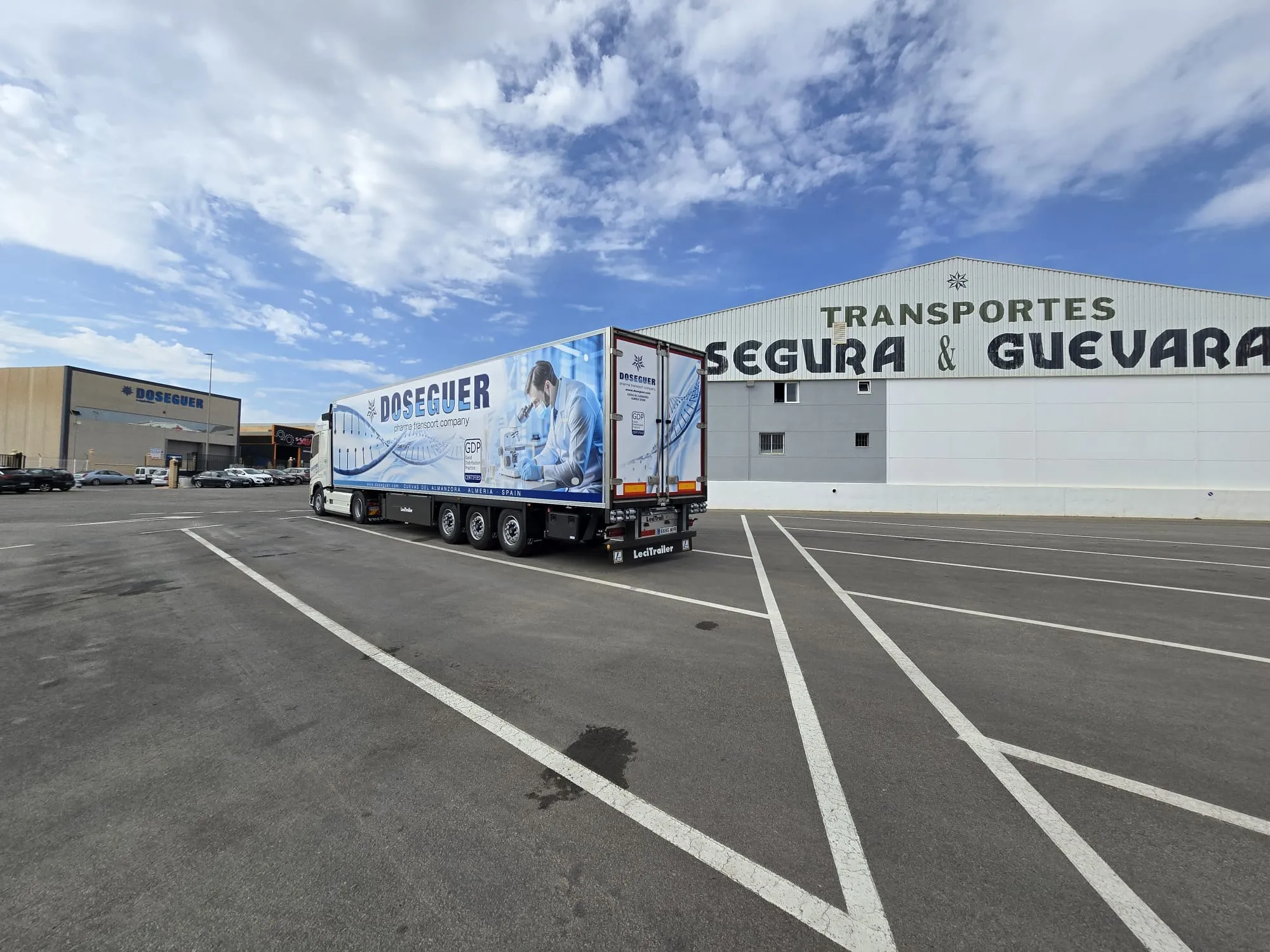 Carga de producto farmacéutico bajo temperatura controlada